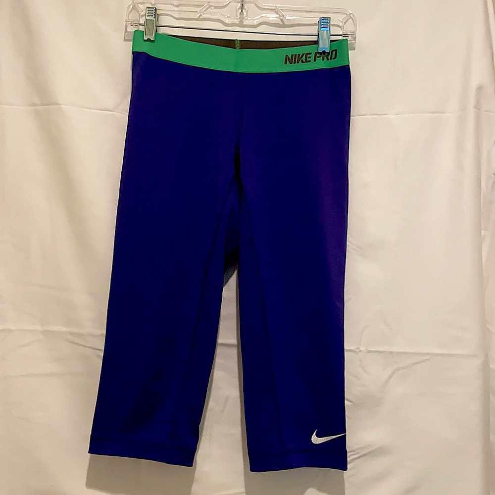 Nike Capri Leggings